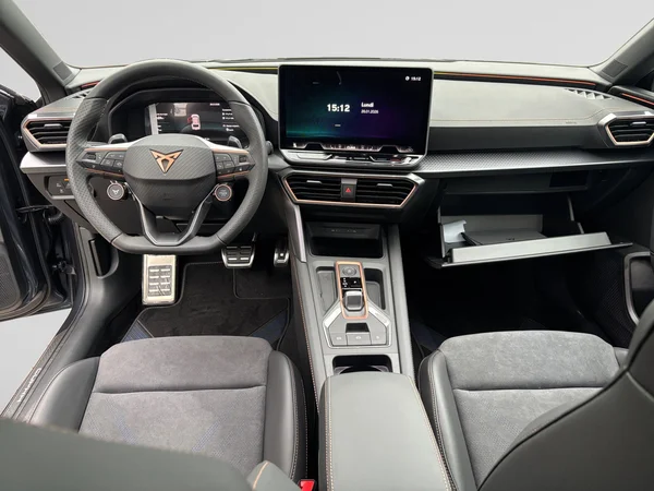 CUPRA Leon ST e-Hybrid (PHEV) (2026) — foto 8 van 22