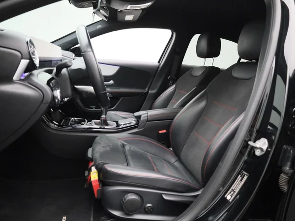 Mercedes-Benz A-Klasse (2021) — foto 4 van 41
