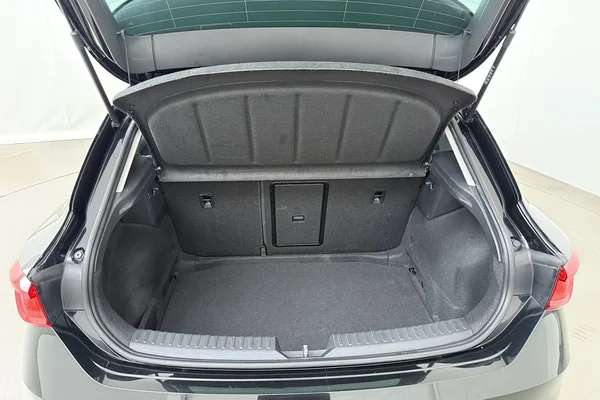 Seat Leon (2021) — foto 16 van 20