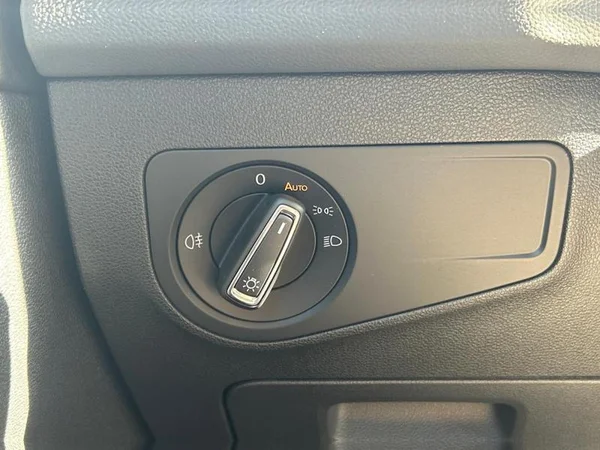 VOLKSWAGEN Tiguan Dsl (2022) — foto 22 van 31