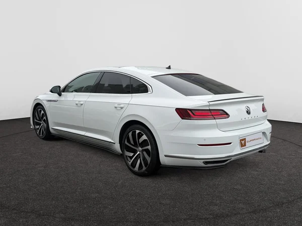 VOLKSWAGEN Arteon (2019) — foto 15 van 21