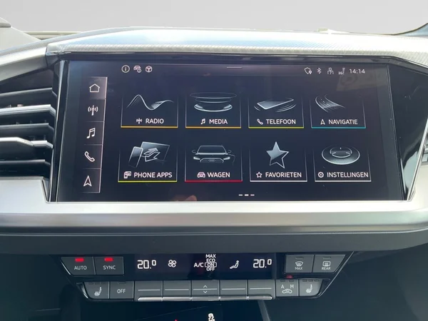 AUDI Q4 e-tron (2025) — foto 4 van 22