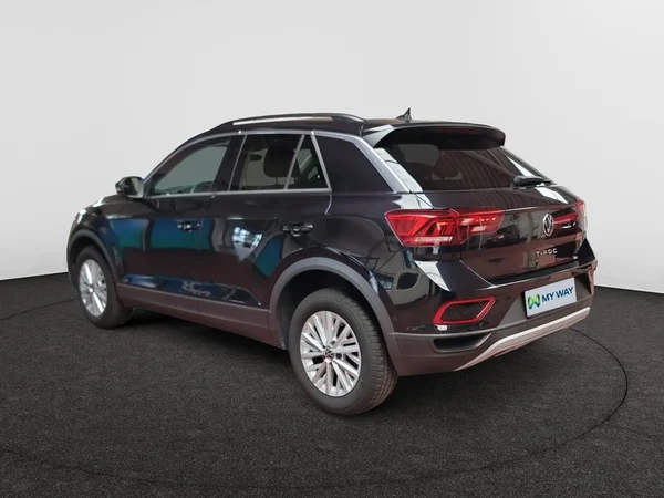 VOLKSWAGEN T-Roc (2022) — foto 17 van 23