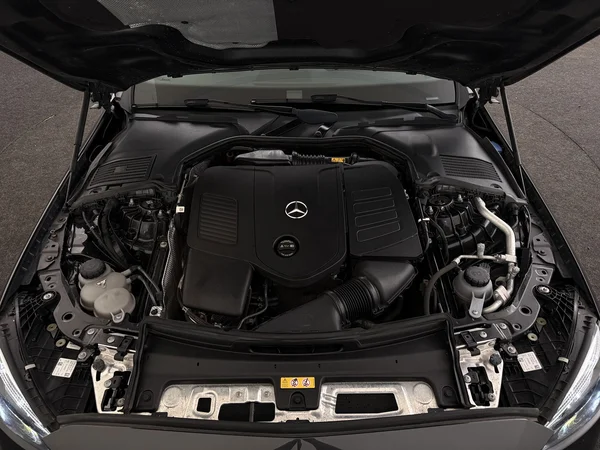 MERCEDES C 180 (2022) — foto 6 van 30