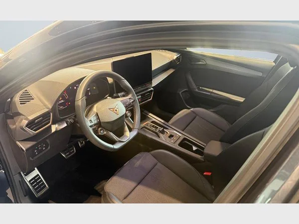 CUPRA Leon SW (2026) — foto 2 van 27