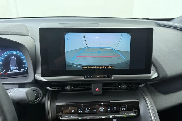 Toyota C-HR Hybrid (HEV) (2024) — foto 5 van 17