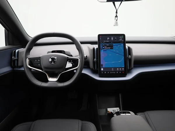 Volvo EX30 (2024) — foto 41 van 43