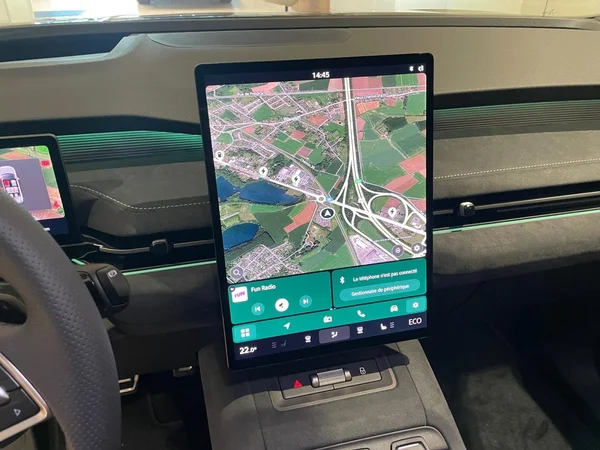 SKODA Peaq (2026) — foto 10 van 23