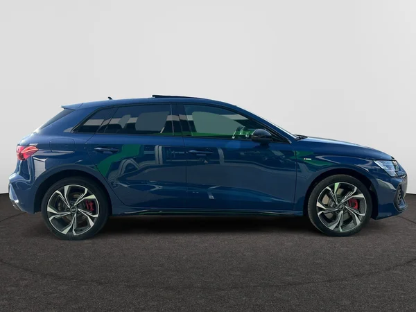 AUDI A3 Sportback PHEV (2025) — foto 23 van 24