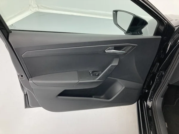 SEAT Ibiza 5P/D (2024) — foto 13 van 36