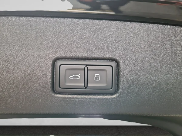 AUDI Q4 e-tron (2024) — foto 5 van 24