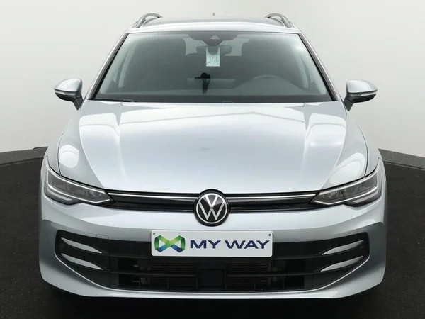VOLKSWAGEN Golf VIII SW (2025) — foto 12 van 32