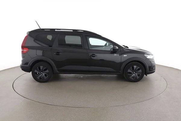 Dacia Jogger (2025) — foto 13 van 16
