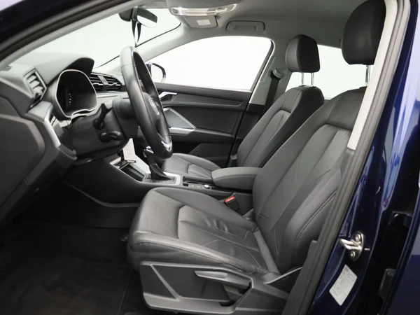 Audi Q3 (2022) — foto 2 van 38