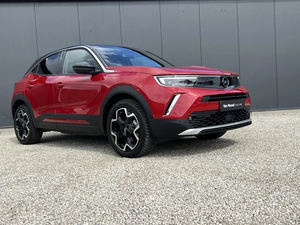 Opel Mokka-e (2022) — foto 22 van 38