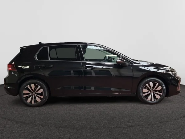 VOLKSWAGEN Golf VIII (2026) — foto 14 van 24