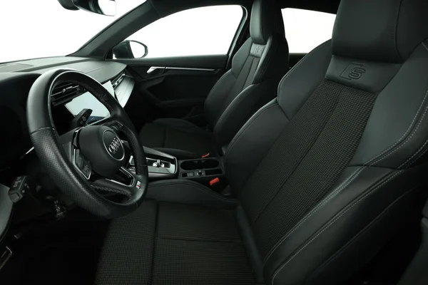 Audi A3 (2022) — foto 16 van 16
