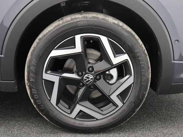 VOLKSWAGEN T-Cross (2025) — foto 7 van 17