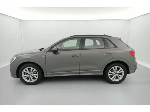 AUDI Q3 (2022) — foto 35 van 36
