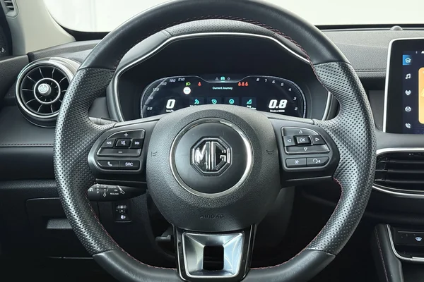 MG HS (2024) — foto 2 van 22