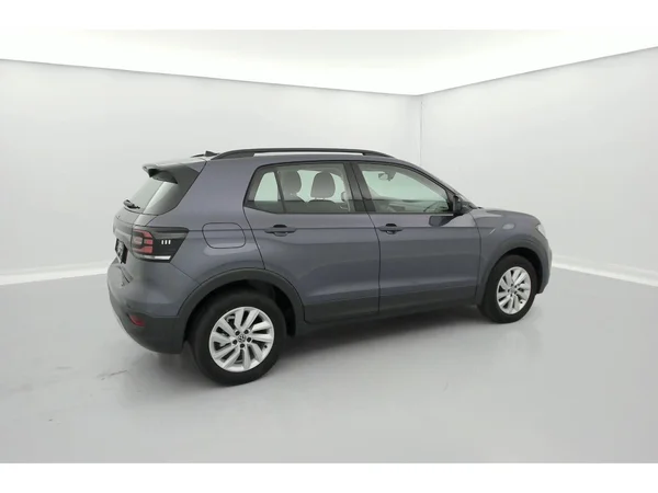 VOLKSWAGEN T-Cross (2024) — foto 33 van 36