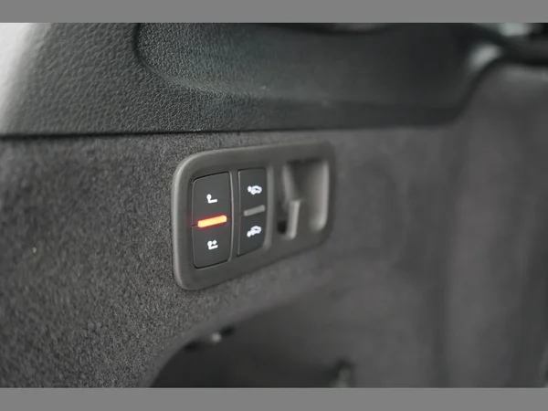 AUDI Q7 e-hybrid (PHEV) (2024) — foto 11 van 37