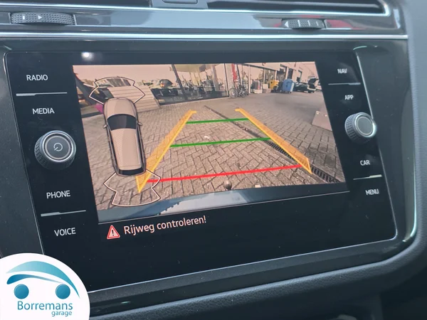 Volkswagen Tiguan (2023) — foto 28 van 40