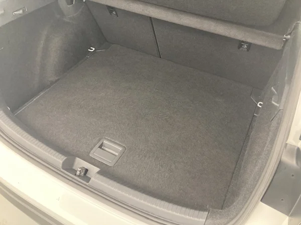 VOLKSWAGEN Taigo (2023) — foto 10 van 36