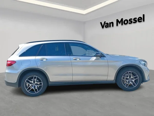 Mercedes-Benz GLC (2019) — foto 21 van 25