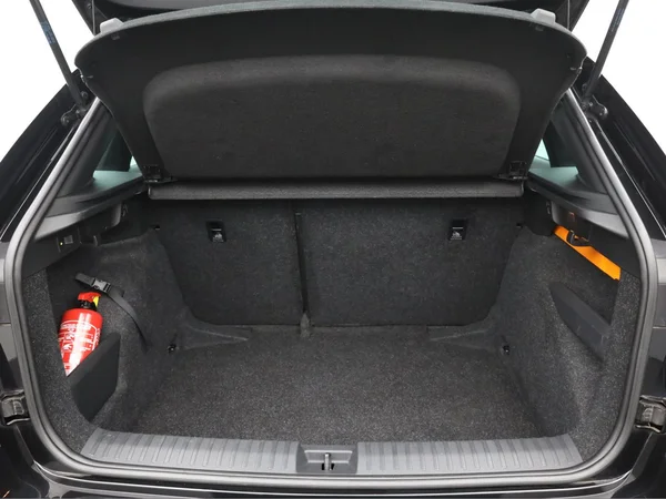 SKODA Kamiq (2022) — foto 7 van 22