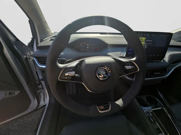 SKODA Enyaq Coupé (2025) — foto 15 van 24
