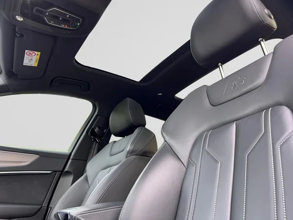 AUDI A6 Avant (2025) — foto 21 van 21