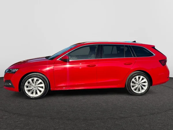 SKODA Octavia Combi (2024) — foto 9 van 17