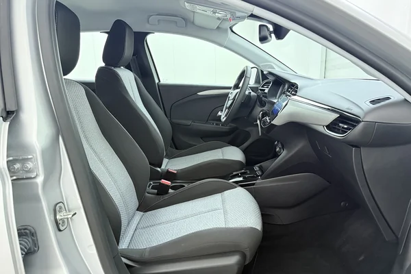 Opel Corsa (2025) — foto 19 van 21