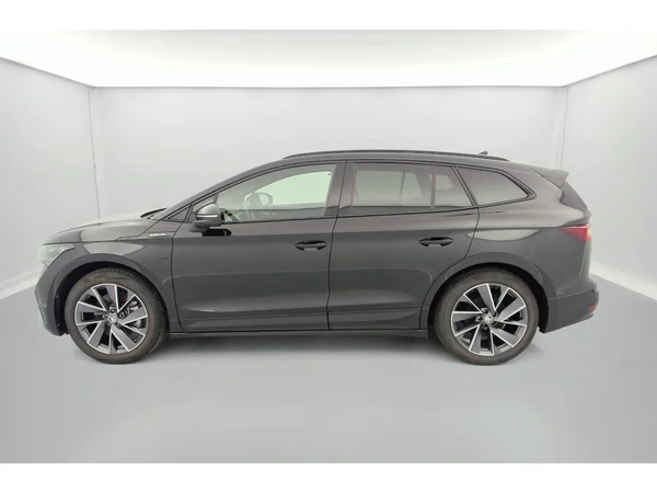 SKODA Enyaq (2022) — foto 30 van 35