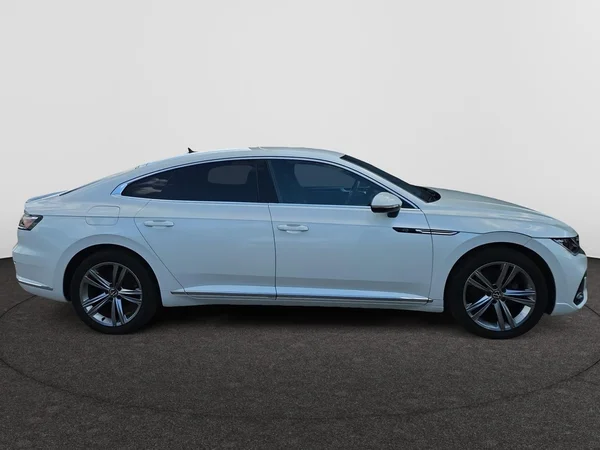 VOLKSWAGEN Arteon eHybrid (PHEV) (2022) — foto 21 van 24