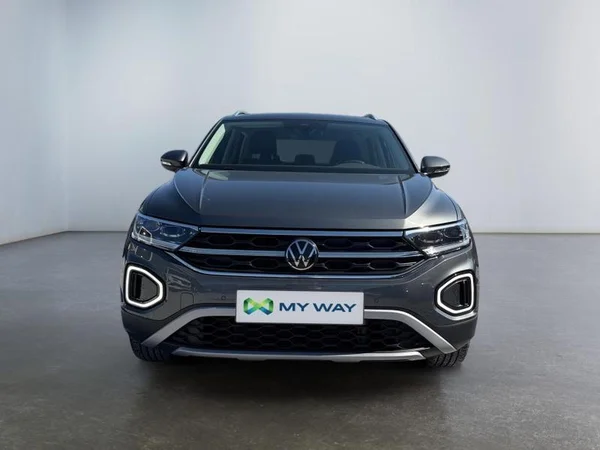 VOLKSWAGEN T-Roc (2023) — foto 26 van 31
