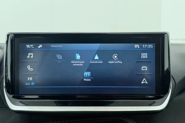 Peugeot 2008 (2025) — foto 3 van 18