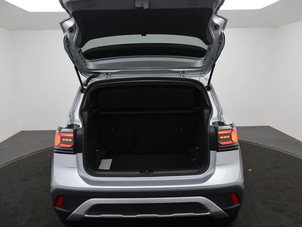 VOLKSWAGEN T-Cross (2025) — foto 6 van 23