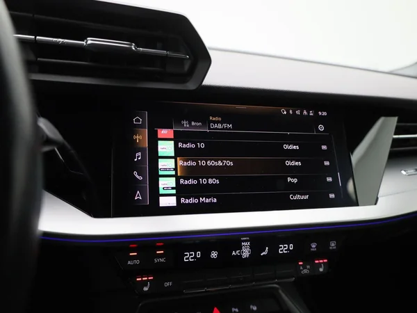 Audi A3 (2021) — foto 19 van 38