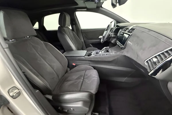 DS Ds 3 Crossback (2021) — foto 6 van 28