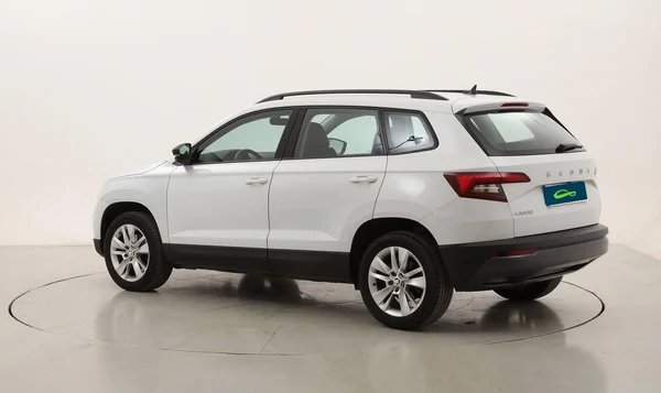 Skoda Karoq (2021) — foto 23 van 40