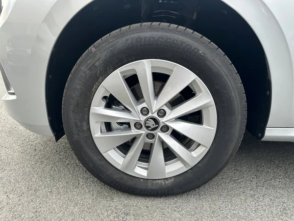 SKODA Kamiq (2026) — foto 6 van 23