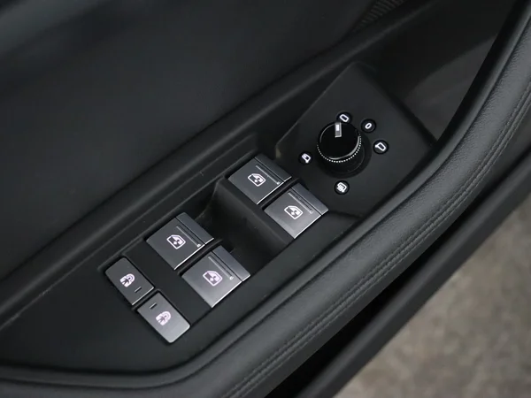 AUDI e-tron (2022) — foto 20 van 30