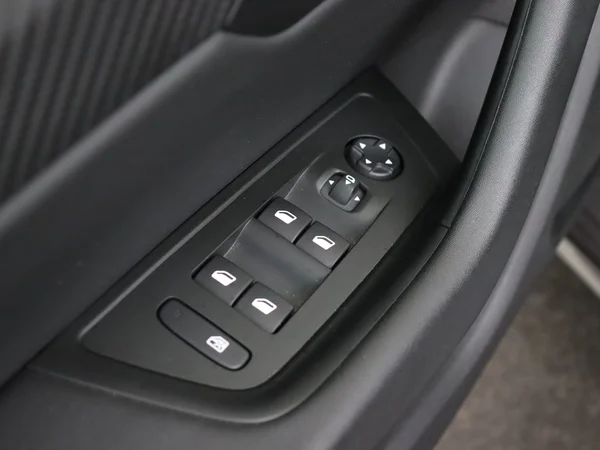 PEUGEOT 508 (2022) — foto 19 van 26