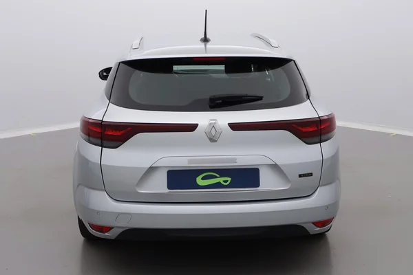 Renault Megane SW Phase II E-TECH (PHEV) (2023) — foto 29 van 34