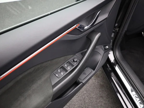 SKODA Scala (2025) — foto 3 van 23