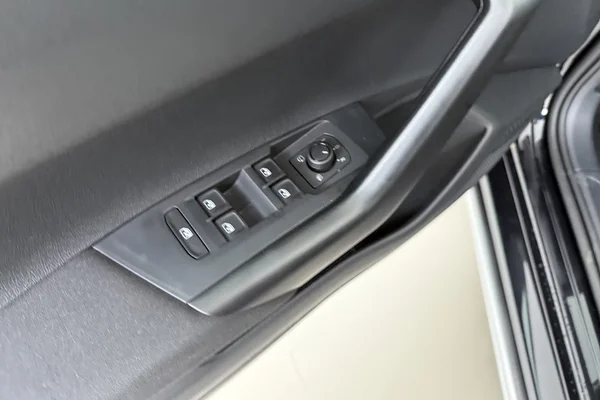 Volkswagen Taigo — foto 8 van 16