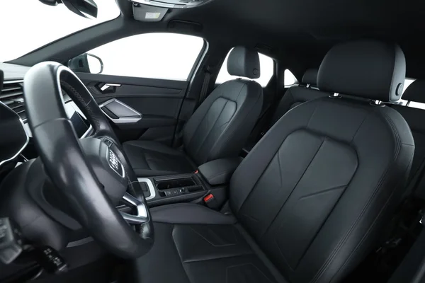 Audi Q3 (2023) — foto 16 van 16