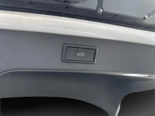 SKODA Enyaq Coupé (2023) — foto 13 van 15